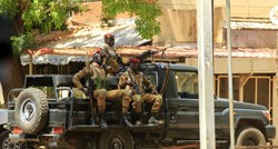 Najmanje deset ubijenih u napadu na konvoj kanadske kompanije u Burkini Faso