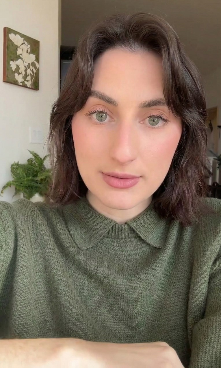 Objasnila kako će se zvati ako uzme prezime zaručnika, ljudi umiru od smijeha