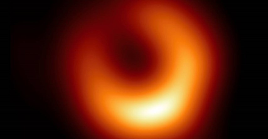 FOTO Objavljena nova fotografija supermasivne crne rupe M87*