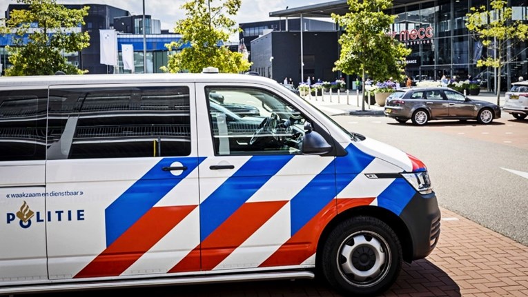 Napad nožem u Nizozemskoj. Nekoliko ozlijeđenih, napadač u bijegu