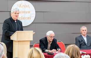Biskup Košić bio na predstavljanju knjige osuđenog ratnog zločinca