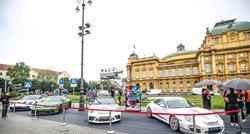 Ispred zagrebačkog HNK parkirano je mnoštvo Porschea, evo o čemu se radi