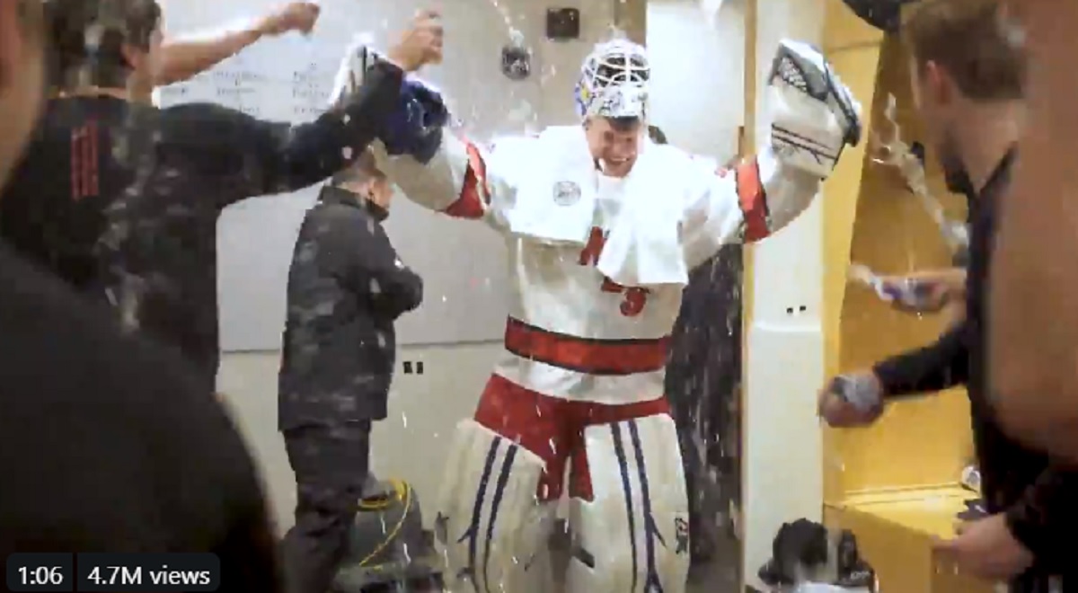 Presađen mu je bubreg i čisti led u dvorani, a jučer se upisao u povijest NHL-a