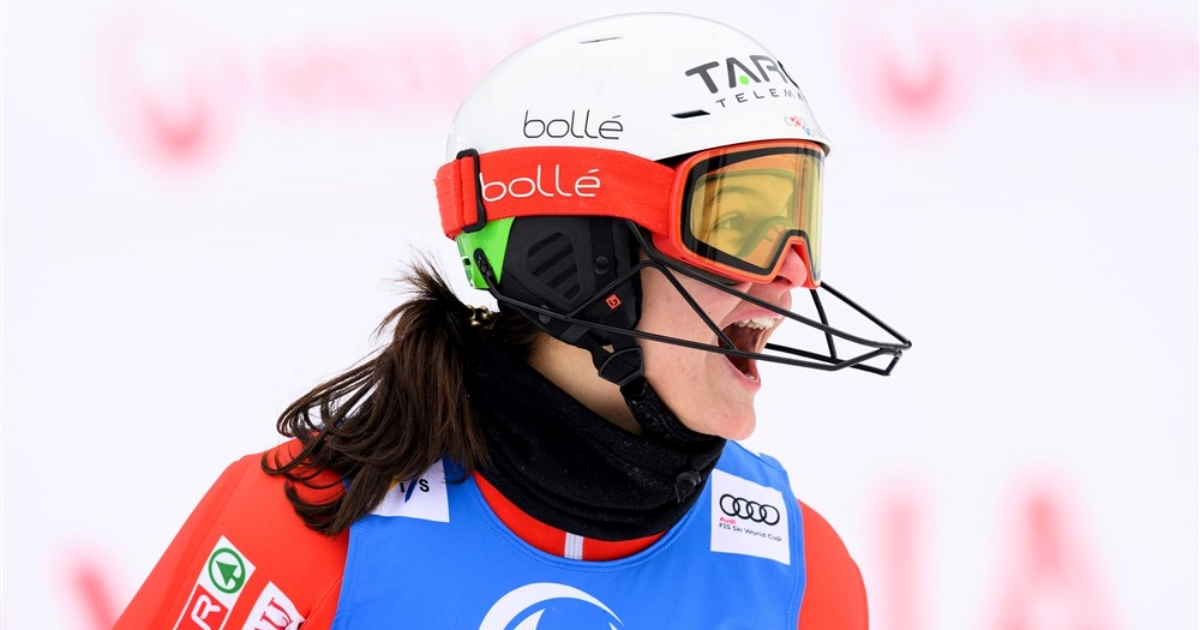 Zrinka Ljutić u drugoj vožnji veleslaloma na SP-u. Vodi Mikaela Shiffrin