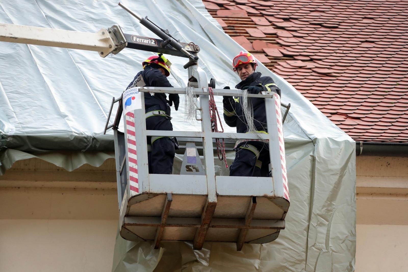 Nakon razornog potresa na Baniji, župna crkva u Jastrebarskom nije sigurna