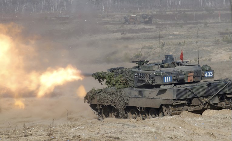 Djelomičan obrat Njemačke oko Leoparda. Ukrajina: Rusi pokrenuli novi napad