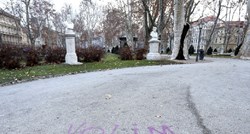 FOTO Na pločniku parka Zrinjevac osvanula ljubavna poruka, evo što piše