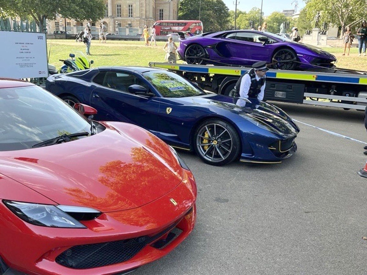 FOTO Policija u Londonu zaplijenila 72 brutalna automobila. Pogledajte