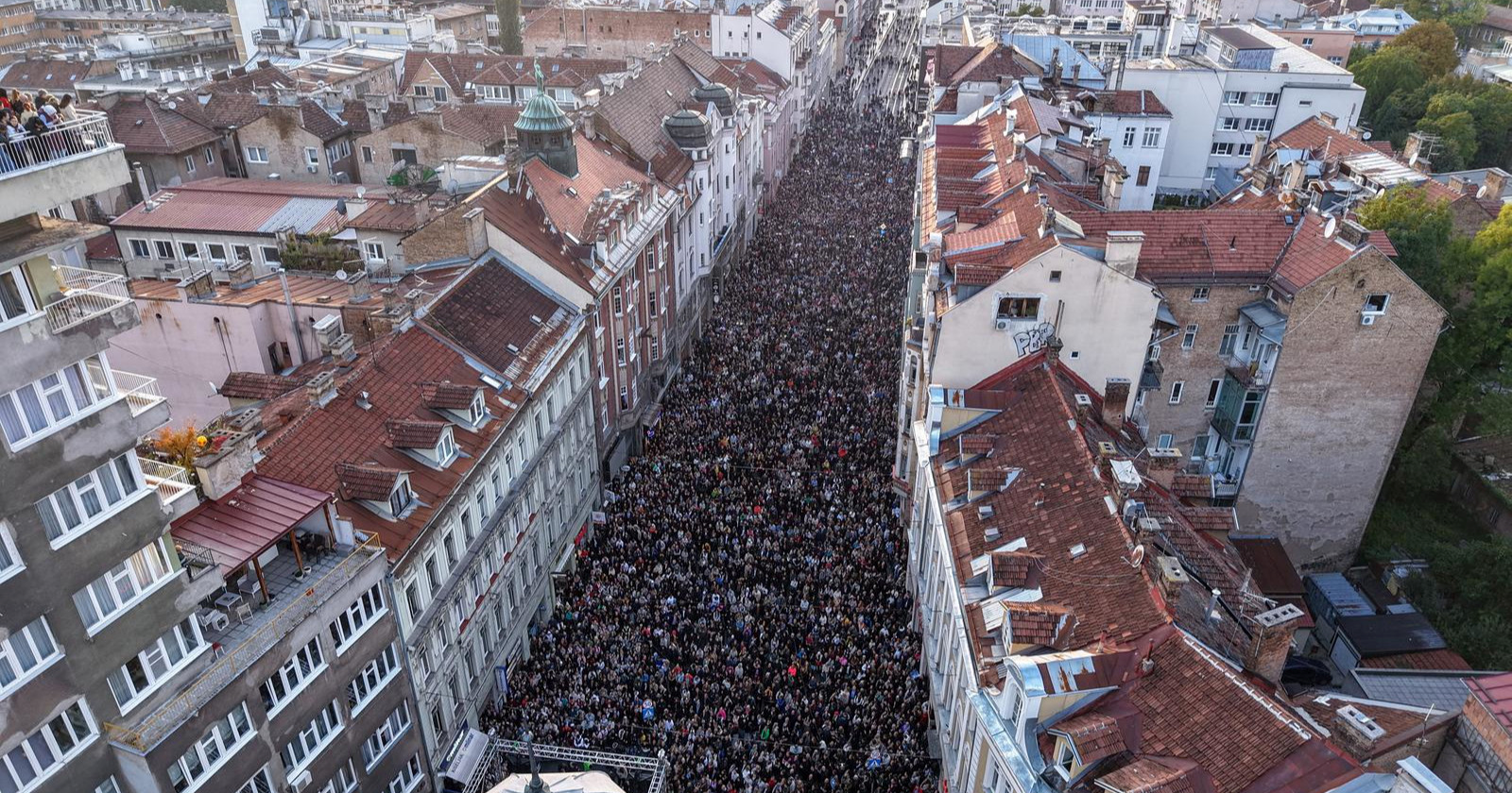 Dan žalosti povodom smrti Halida Bešlića samo u FBiH i Brčko distritku
