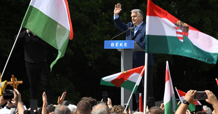 Orban: Nekoliko smo centimetara od točke bez povratka