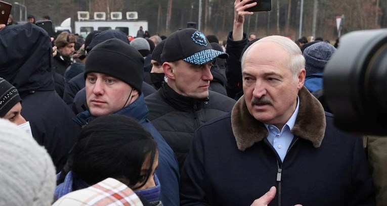 Lukašenko posjetio migrante na granici s EU: "Ako želite na Zapad, idite"