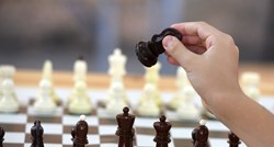 Transrodnim šahistima zabranjeno natjecanje. FIDE se boji njihove inteligencije?