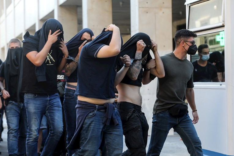 Svi Bad Blue Boysi uhićeni u Ateni idu u zatvor