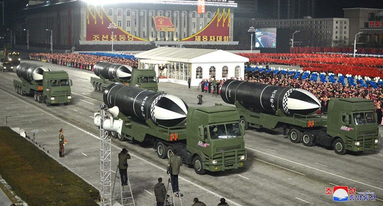 VIDEO Kim Jong-un pokazao novu balističku raketu: "Ovo je slika naše apsolutne moći"