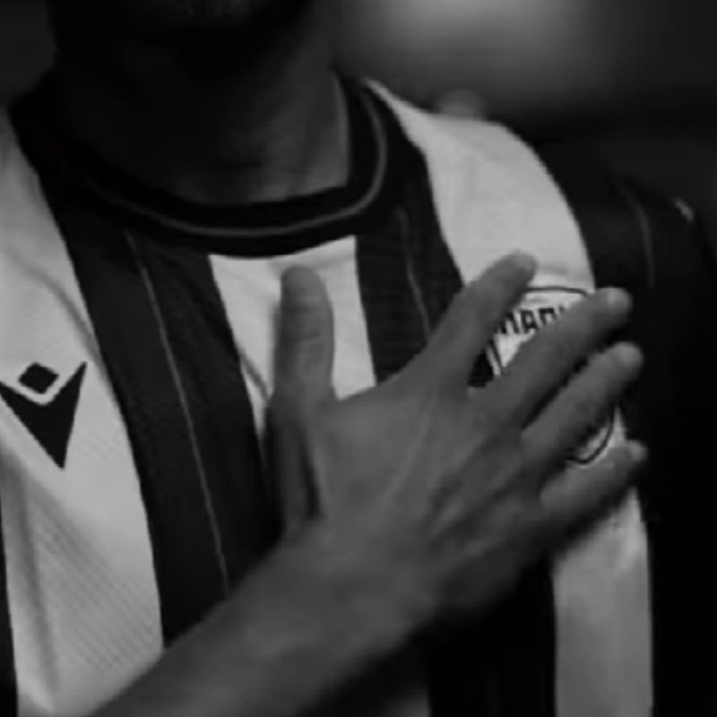 PAOK predstavio Ivanušeca dramatičnim videom. Pogledajte ga