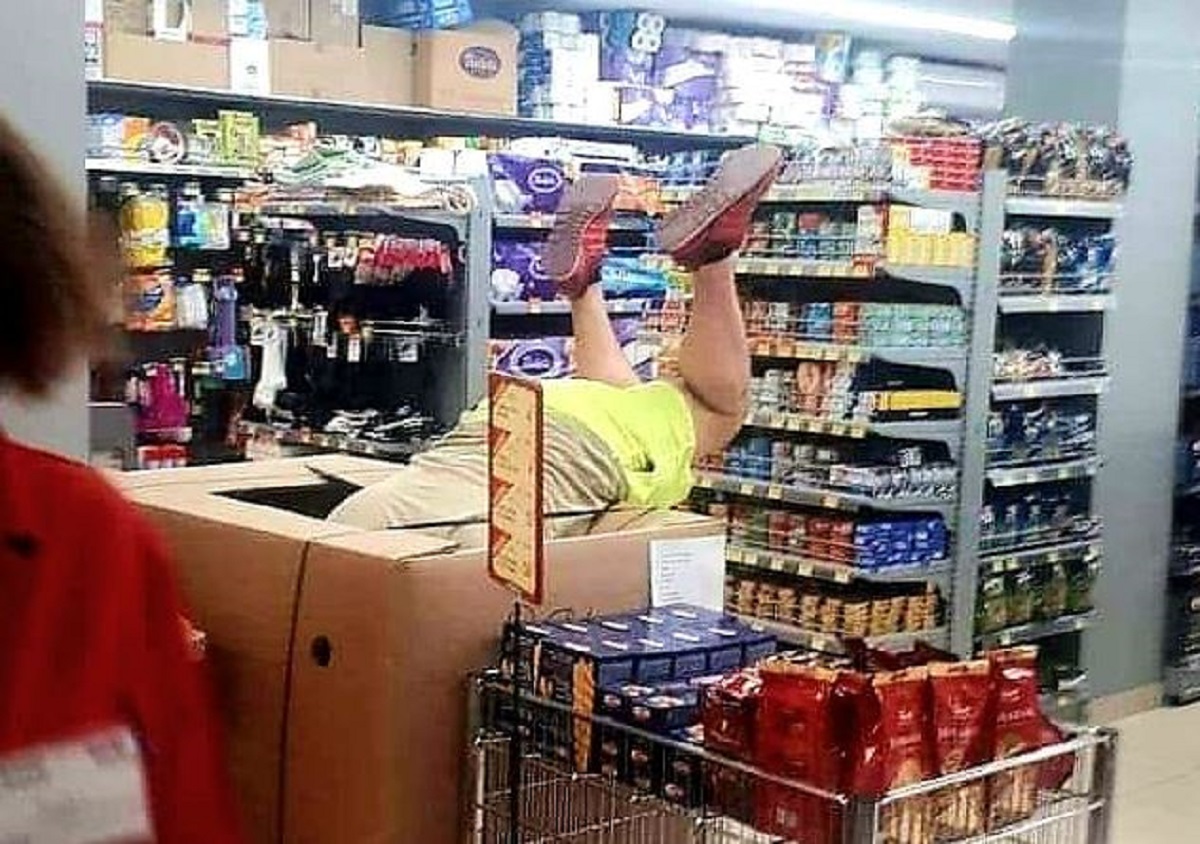 Fotka iz Trogira mogla bi vam biti jasna tek kad vidite što se nalazi u kutiji