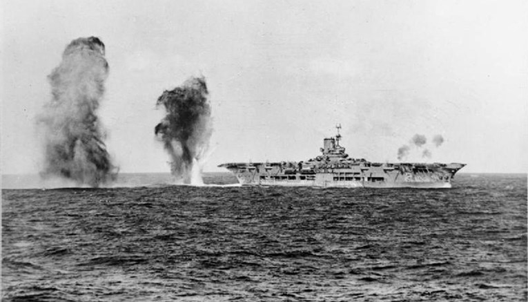 Britanski nosač aviona uništio je Hitlerov ponos. Njemačka osveta bila je žestoka