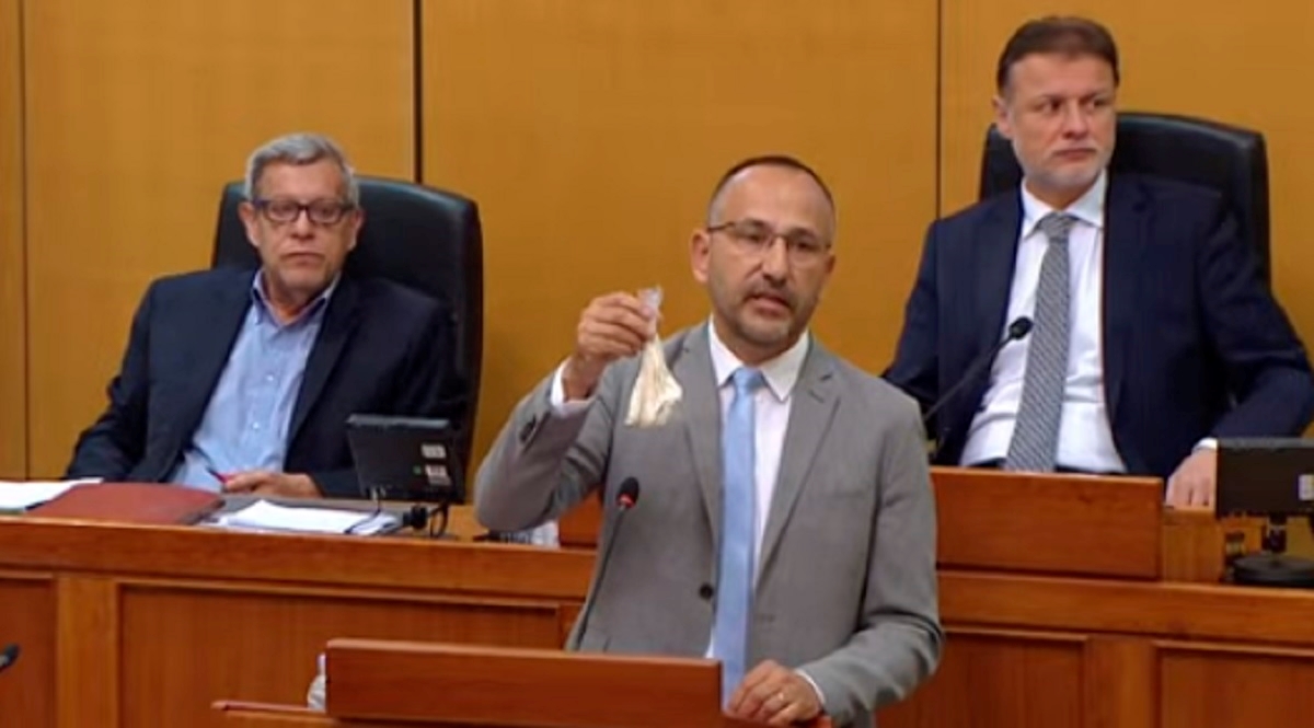 Zekanović: Policajci su me ispitali o bijelom prahu, neka uzmu iskaz i od Milanovića