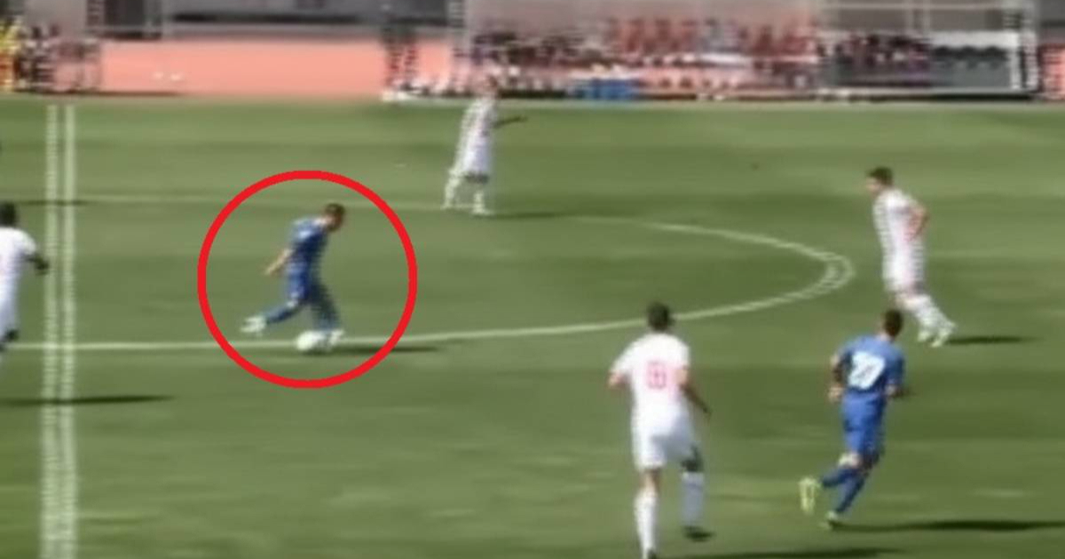 VIDEO Mladi Srbin puknuo je s centra protiv Engleza. Pogodio je u rašlje