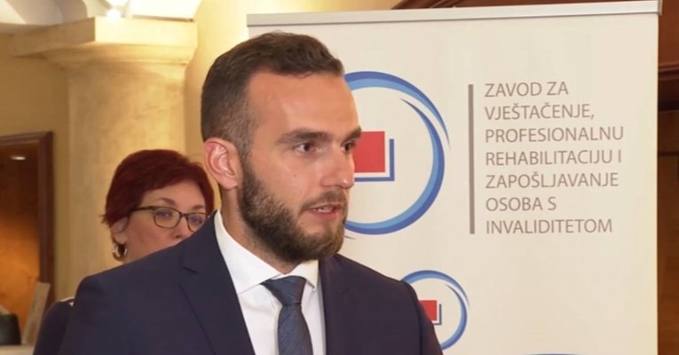 Aladrović: Neće biti prisile za cijepljenje turističkih radnika, ali...