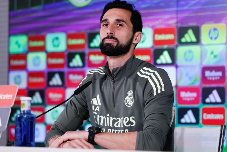 Arbeloa: Želim Viniciusa koji pleše i uživa