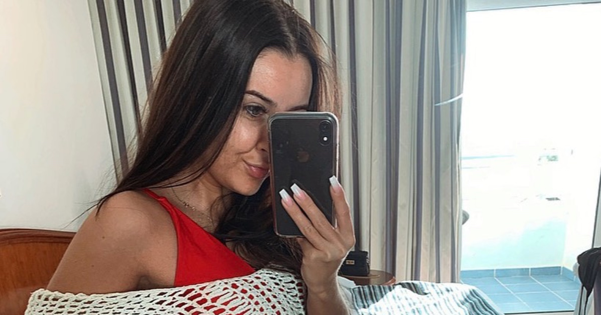 Žena snimila selfie u ogledalu i pokazala nevjerojatnu tjelesnu transformaciju
