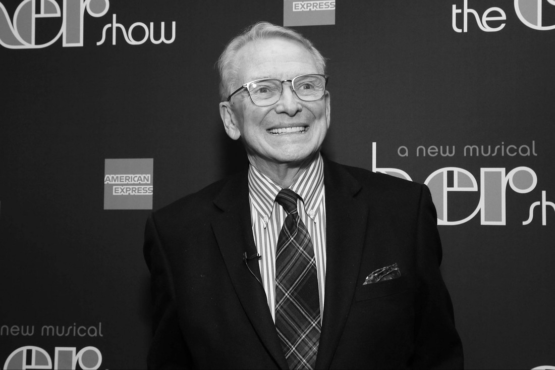 Umro je američki modni dizajner i kostimograf Bob Mackie
