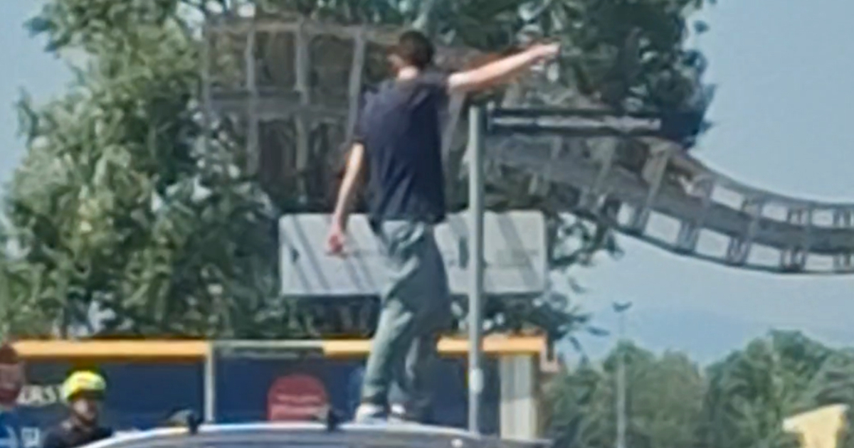 Policija se oglasila o mladiću koji je skakao po autima u Zagrebu. Uhićen je