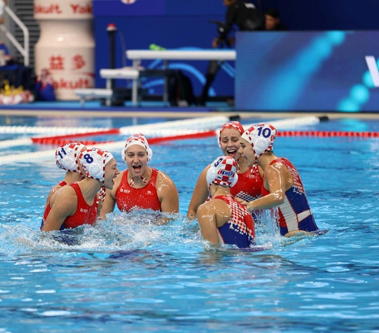 Hrvatske vaterpolistice svladale Francusku na Euru. Smiješi im se povijesni uspjeh