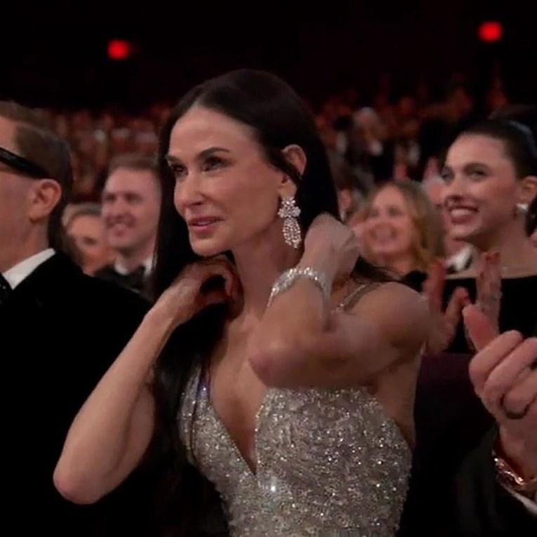 Čitačica s usana otkrila što je Demi Moore rekla nakon što joj je izmaknuo Oscar