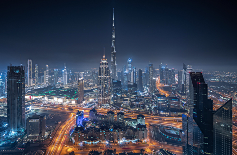 Vodeći svjetski ekonomist: Dubai i Abu Dhabi mogli bi biti uništeni