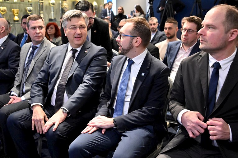 Tomašević: Herman kaže da ne znam reći hvala. Pa evo, hvala njemu i HDZ-u na ovome