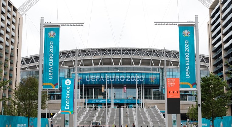 Times: UEFA prijeti Englezima da će završnicu Eura preseliti iz Londona u Budimpeštu
