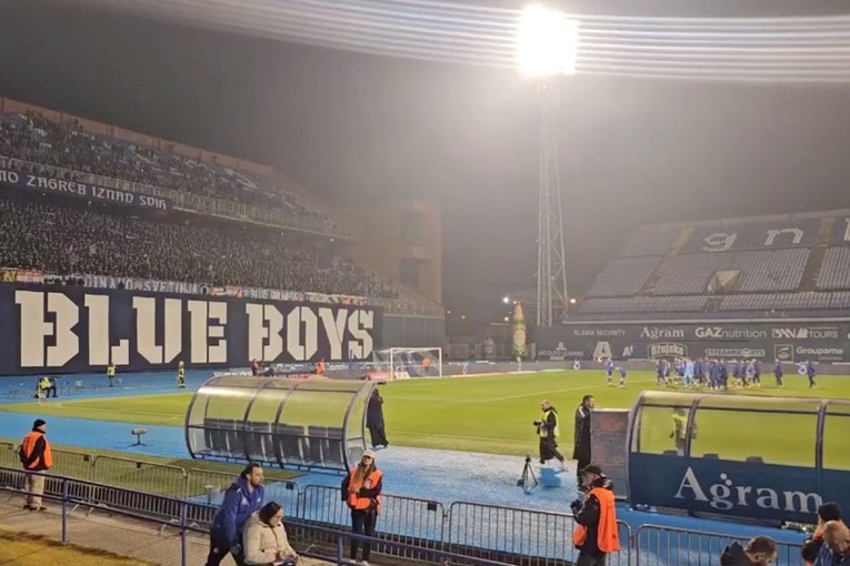 Pogledajte kako su navijači pozdravili igrače Dinama nakon remija s Hajdukom