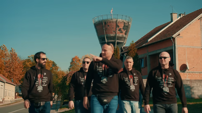 Vukovar su opjevali mnogi. No, ovih 15 pjesama ostalo je upamćeno