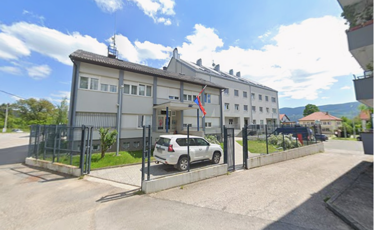 Mediji u BiH: Hrvatska policija istukla i prebacila migrante u BiH. MUP: Nije istina