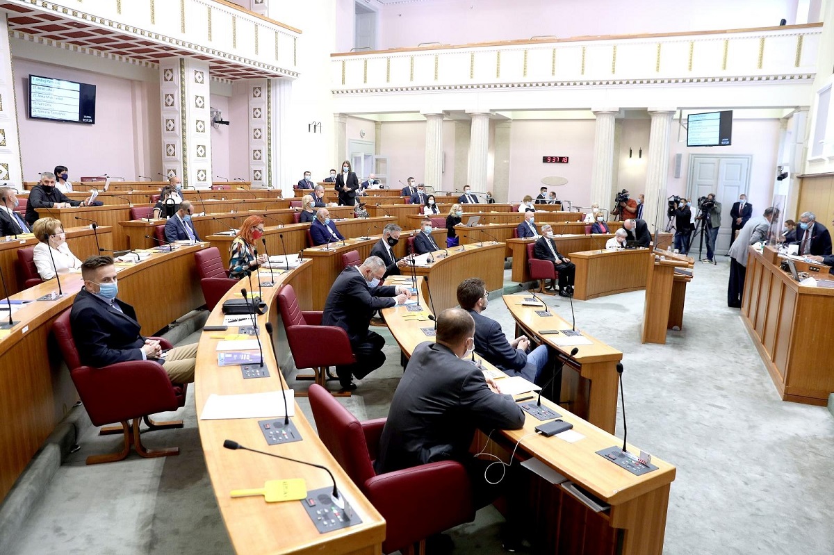 Sabor u petak završava izvanrednu sjednicu, donosi zakon o obnovi od potresa