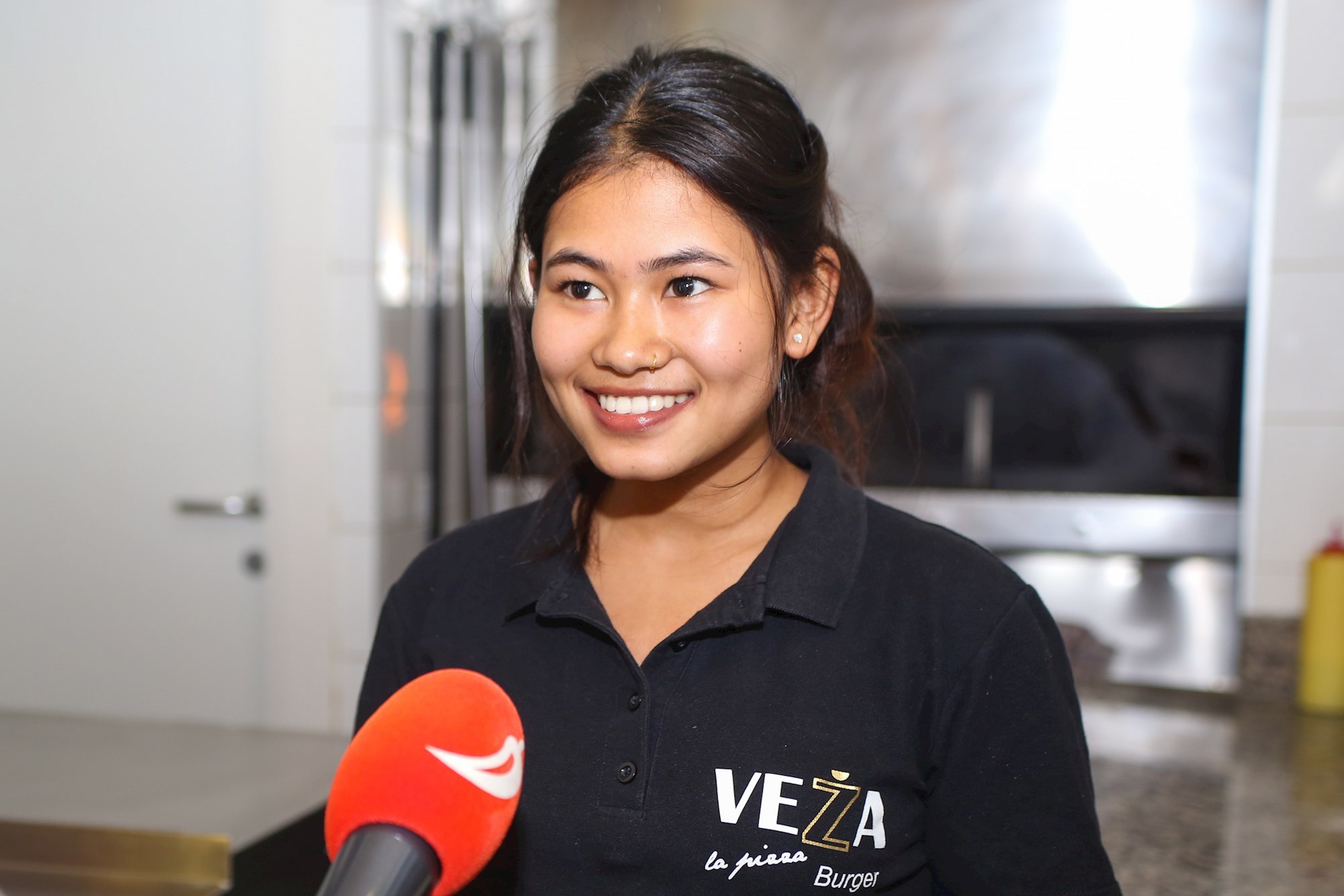 Nepalka Rina osvojila TikTok: "Ne krademo posao Hrvatima, ne znam zašto to misle"