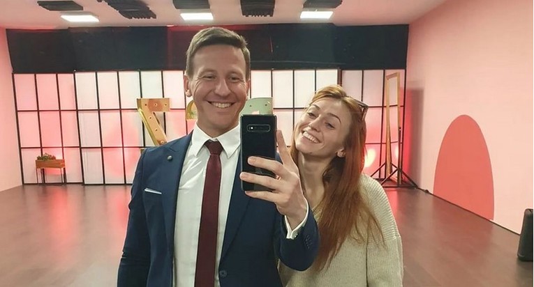 Mentorica gradonačelnika Svete Nedelje tvrdi: Čovjek stalno visi po mobitelu. Užas