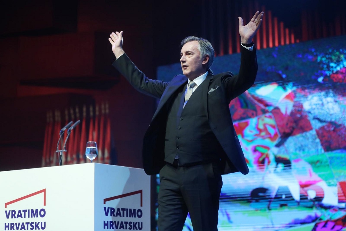 Škoro HDZ-ovcima poručio da će on biti njihov predsjednik. Odgovorio mu HDZ