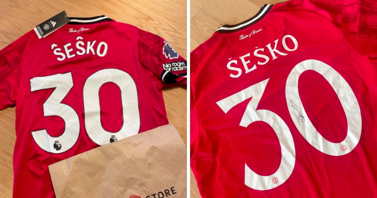 Razočarao ga Unitedov dres s greškom. Onda mu je Benjamin Šeško poslao paket