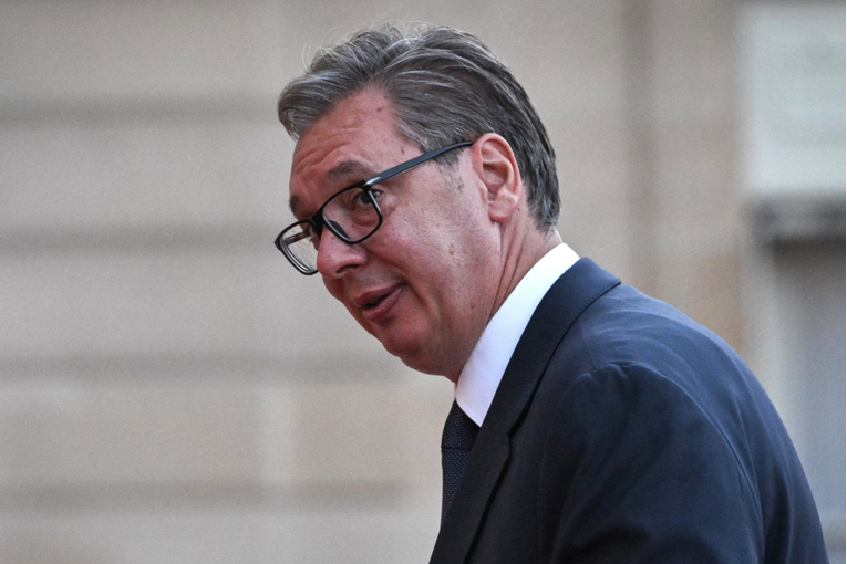 Vučić prije odlaska s vlasti pomilovao 49 osoba, poznato tko je među njima