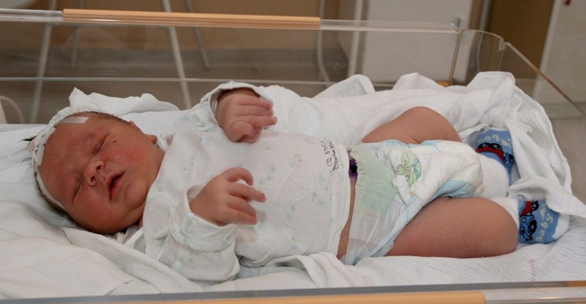 Brazilka rodila bebu tešku 7.3 kilograma