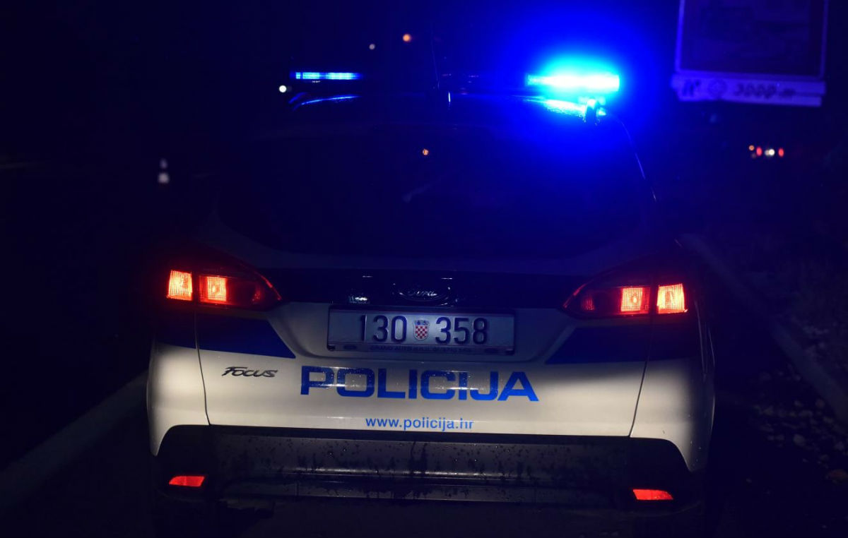 Poginuo čovjek na Zagrebačkoj obilaznici, težak sudar auta i kamiona