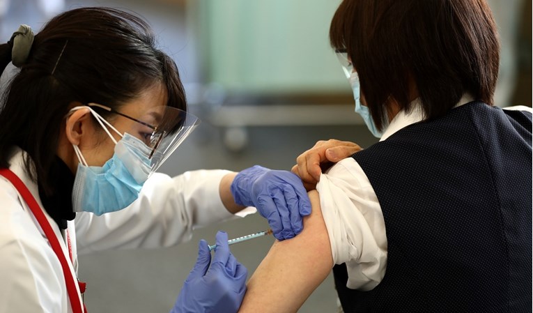 Srušio se japanski sustav naručivanja na cijepljenje