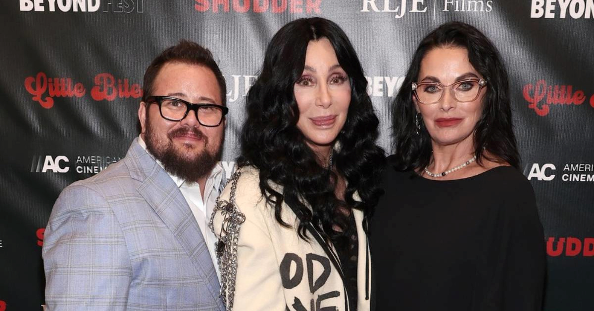 Oženio se transrodni sin (57) pjevačice Cher