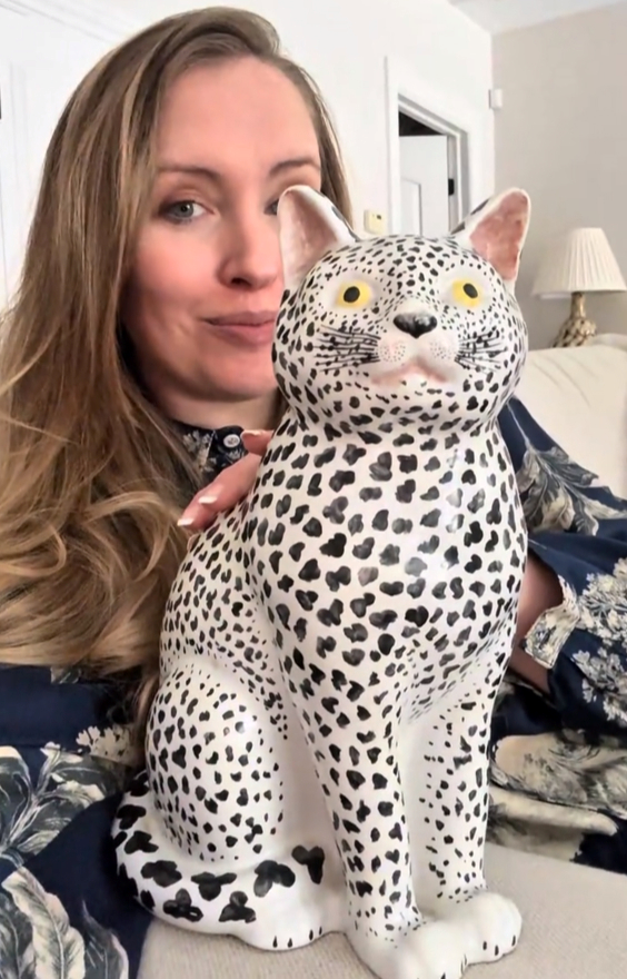 Kupila porculansku mačku za 21 euro. Kasnije je otkrila koliko zapravo vrijedi