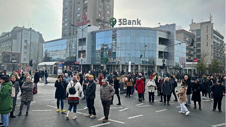 Počeo novi prosvjed u Novom Sadu. Blokirat će ulicu na četiri sata