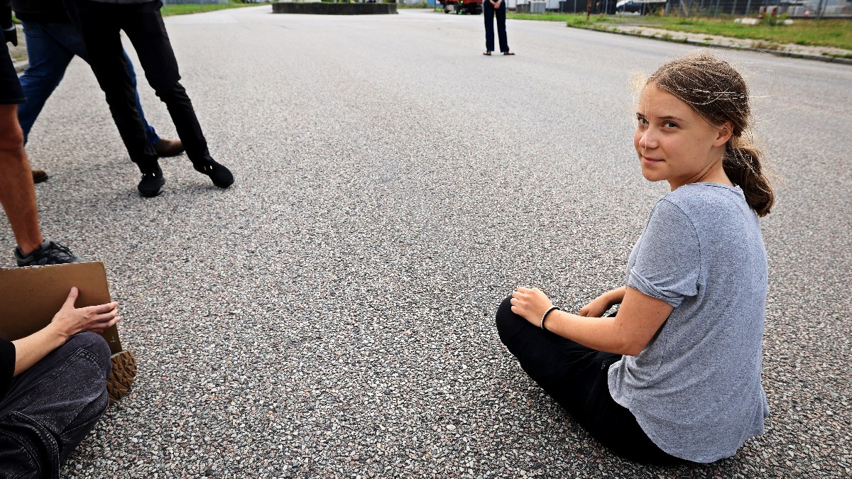 Greta Thunberg otkazala dolazak na sajam knjige jer sponzor ulaže u fosilna goriva