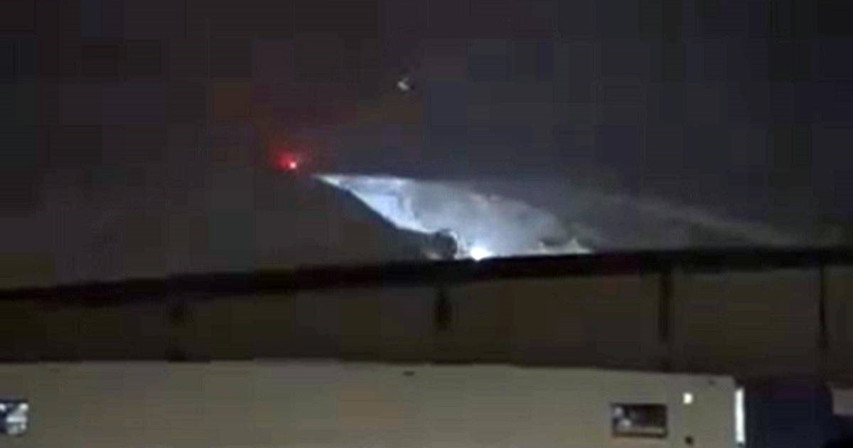 Uragan uništio krov stadiona na Floridi, pogledajte snimku